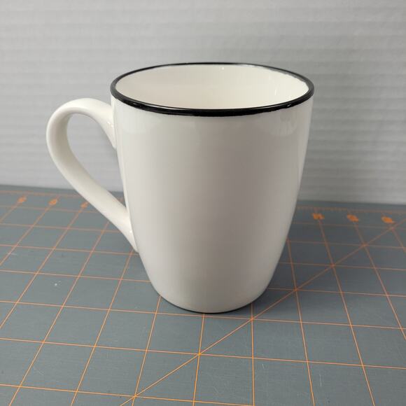 French Kisses French Bulldog Dog Mug for your Valentine - Picture 2 of 11